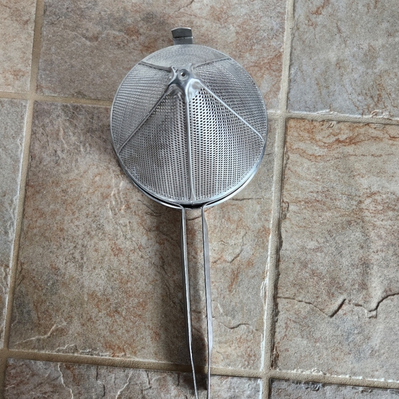 Vintage Adcraft Aluminum Cone Strainer - Picture 9 of 16